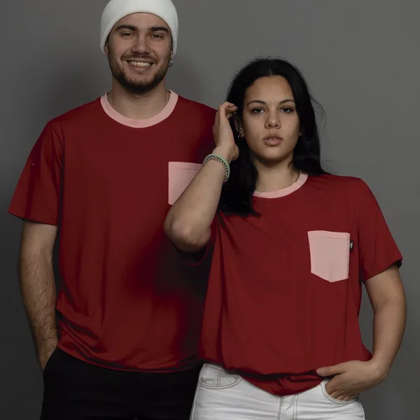 REMERA ROJO BOLSILLO ROSA