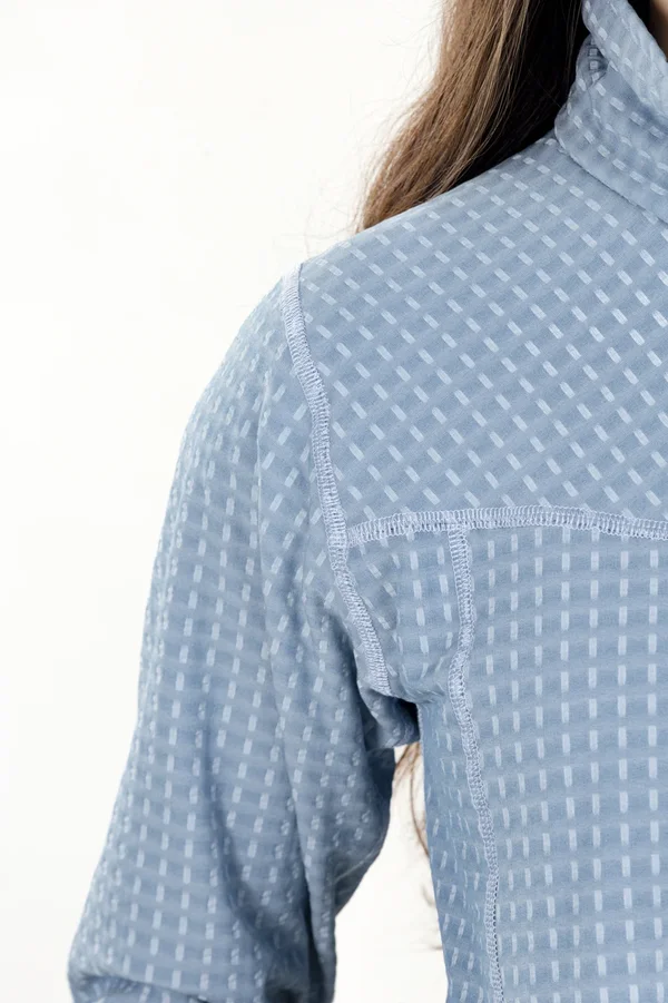 Campera Grid Fleece Basic Celeste - Imagen 6