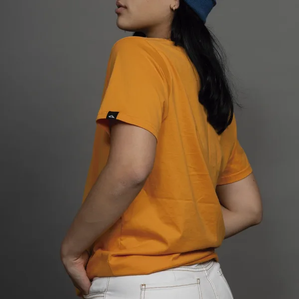REMERA LISA MOSTAZA - Imagen 5